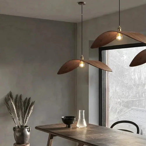 Blatt-Kronleuchter aus Holz – Handgefertigt LED