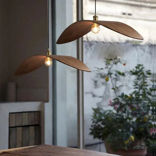 Blatt-Kronleuchter aus Holz – Handgefertigt LED